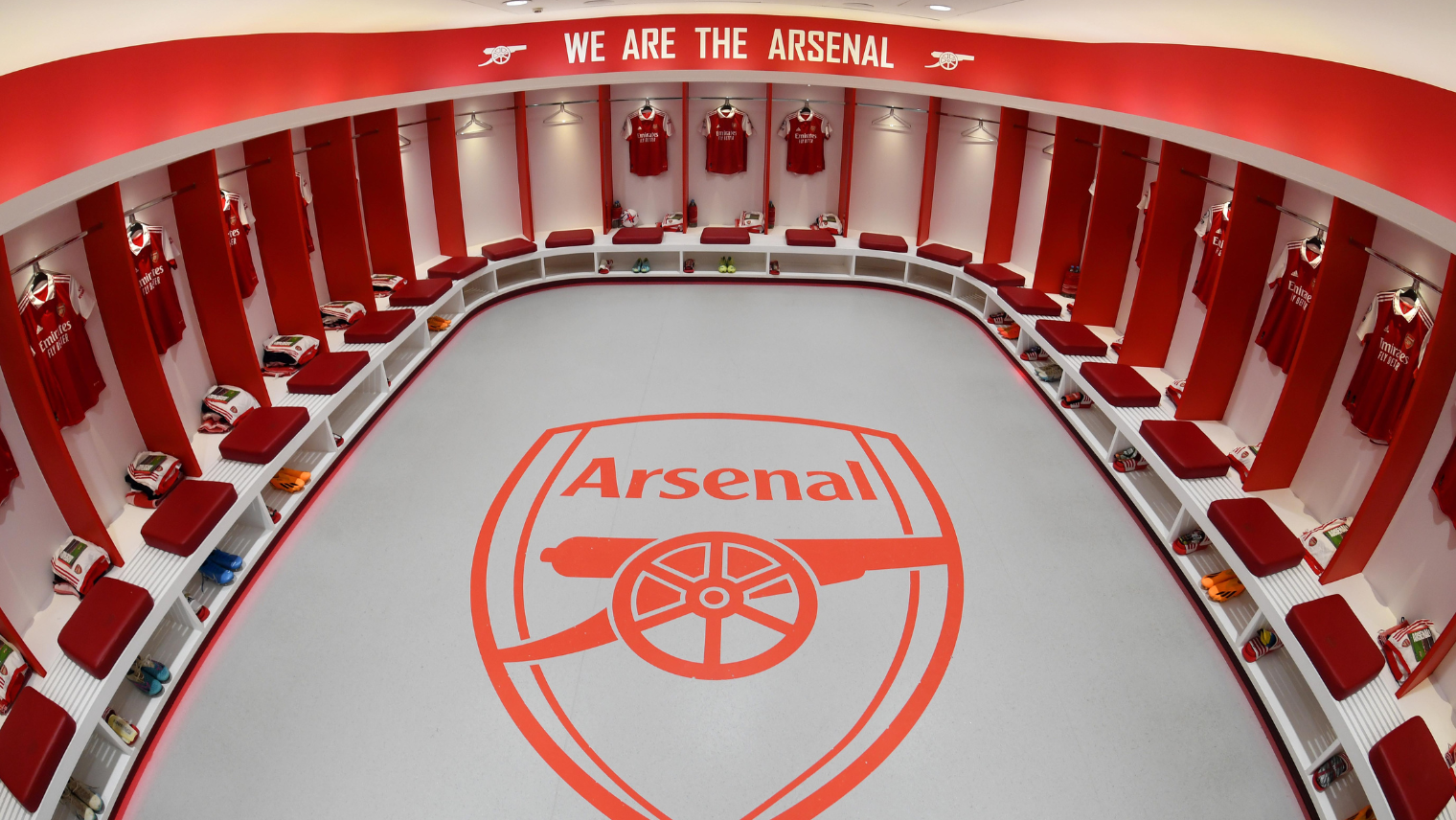 Arsenal Emirates Stadium changing room