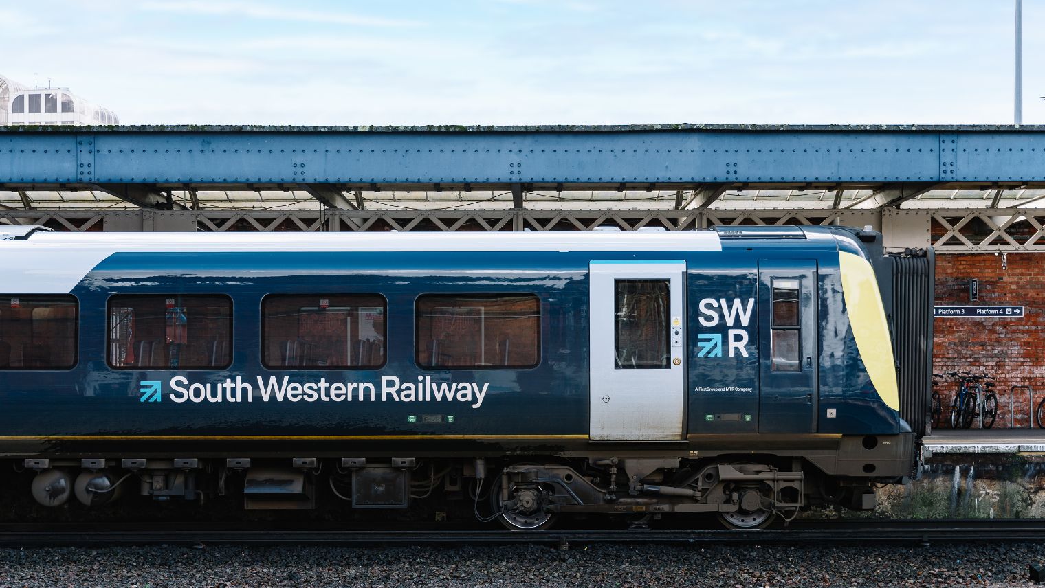A South Western Railway class 444 train on platform 19 at London Waterloo station 