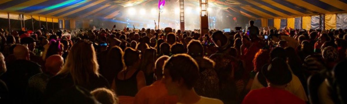 Mucky Weekender festival attendees