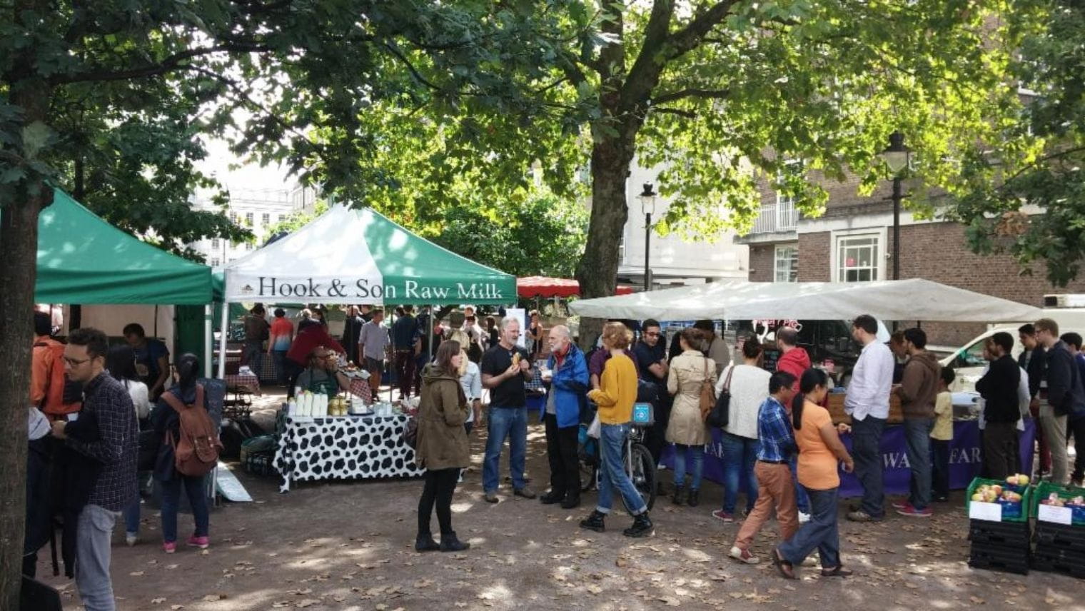 Bloomsbury Farmers Market stalls