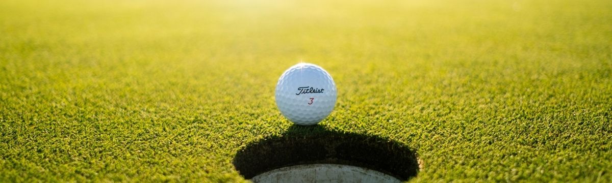 Find the best golf courses in the south west with SWR