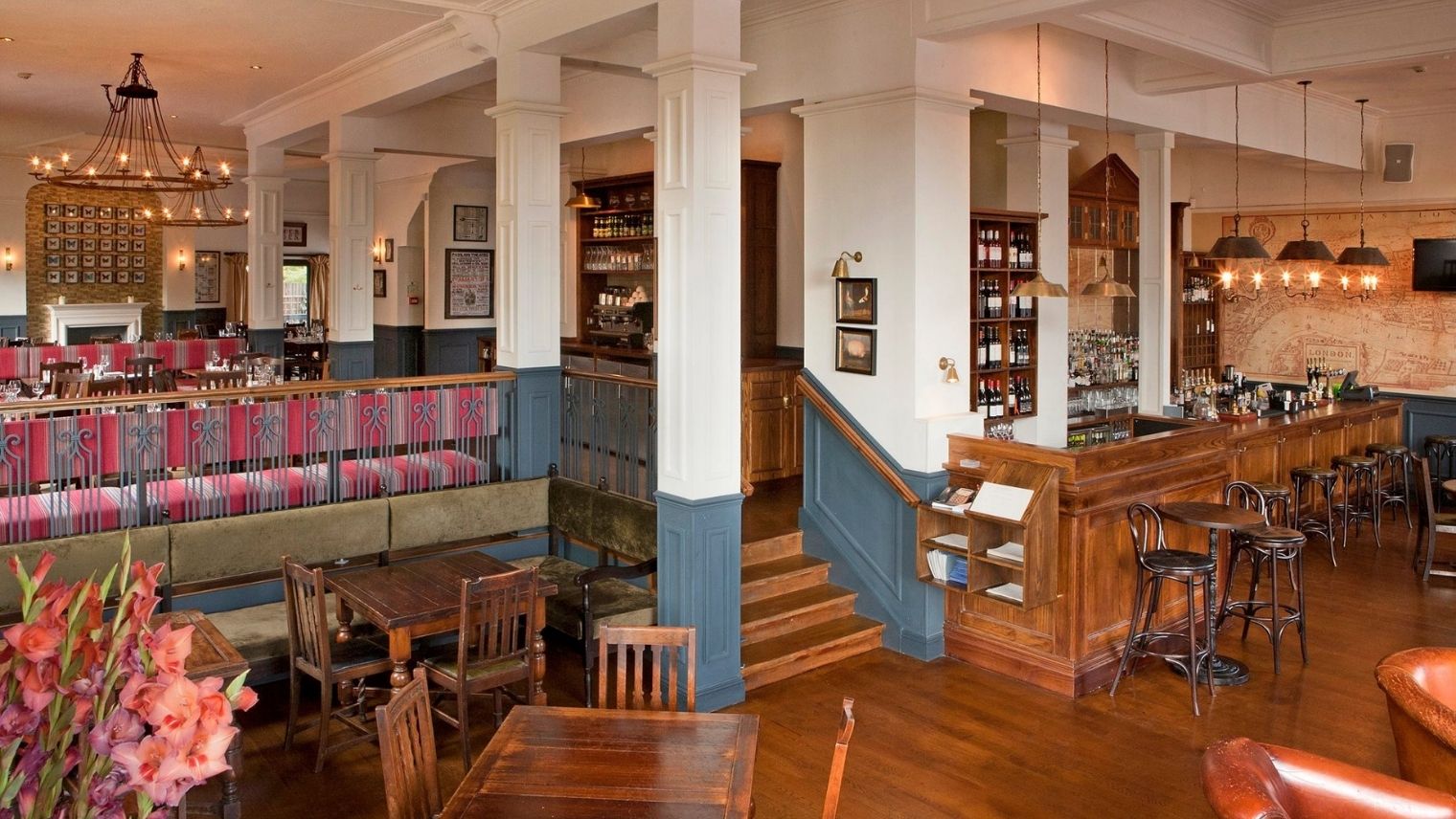 Interior of the Rosendale pub, Dulwich