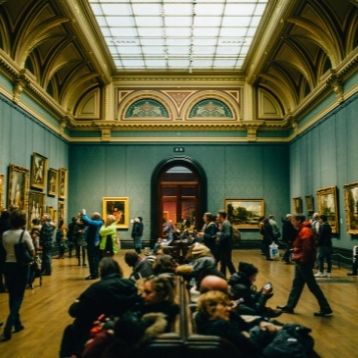 Discover the best art galleries with SWR