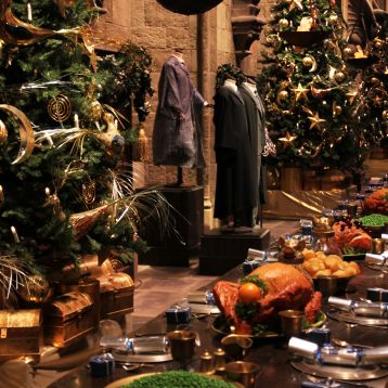 Hogwarts in the snow dinner table 