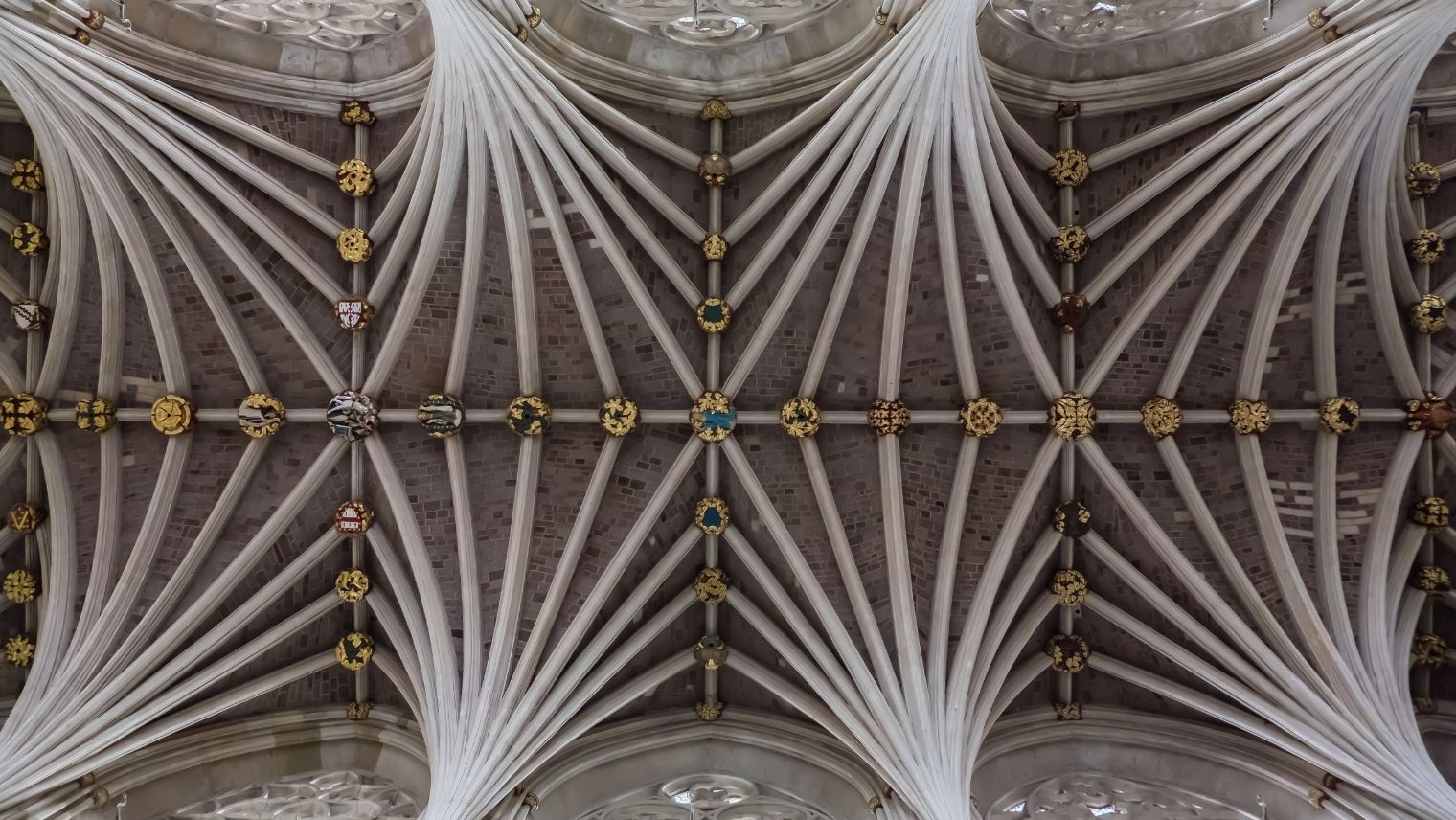 Geometric design of Exeter Cathedral's nave