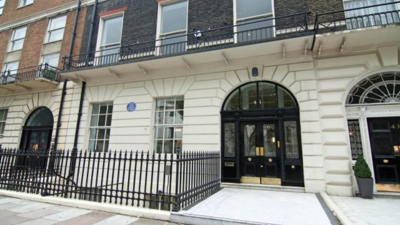 Image of 41 Portland Place from the outside 